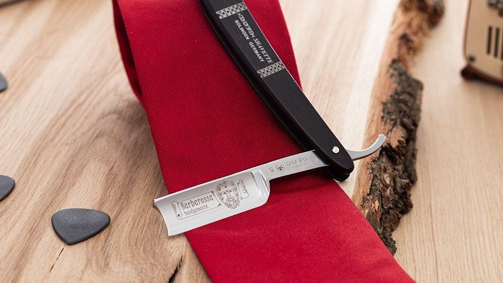 Dovo Straight Razor, Ebony Barbarossa, 5/8